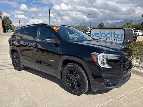 2023 GMC Terrain AWD AT4