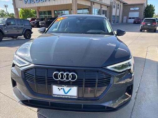 2021 Audi e-tron Premium