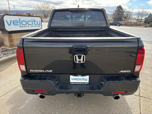 2022 Honda Ridgeline Black