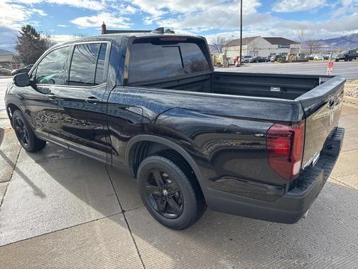 2022 Honda Ridgeline Black