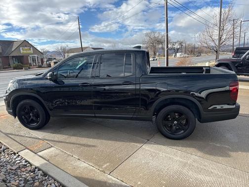 2022 Honda Ridgeline Black