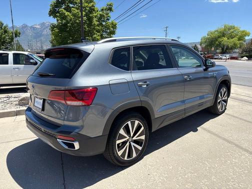 Gray 2024 Volkswagen Taos 1.5T SE