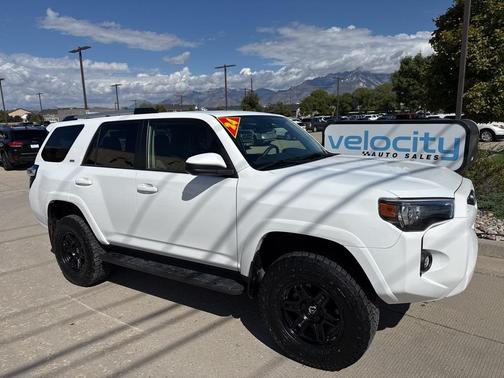 2024 Toyota 4Runner SR5