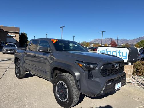 2024 Toyota Tacoma TRD Off-Road