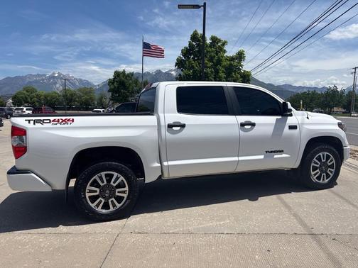 2019 Toyota Tundra SR5
