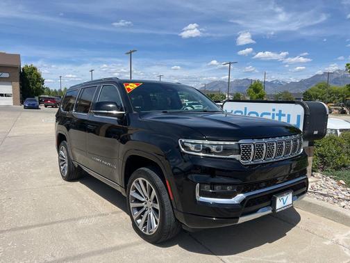 Diamond Black Crystal Pearlcoat 2023 Jeep Grand Wagoneer Series II 4x4