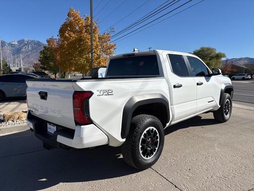 2024 Toyota Tacoma TRD Off-Road
