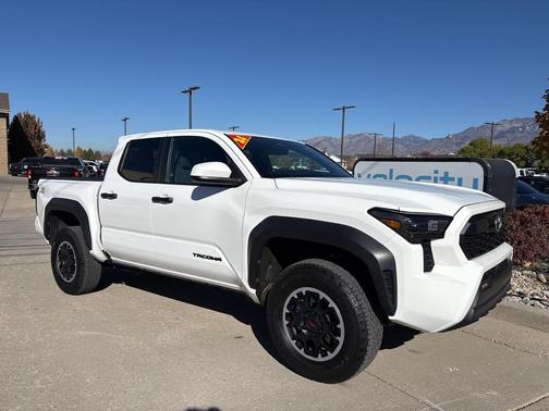 2024 Toyota Tacoma TRD Off-Road