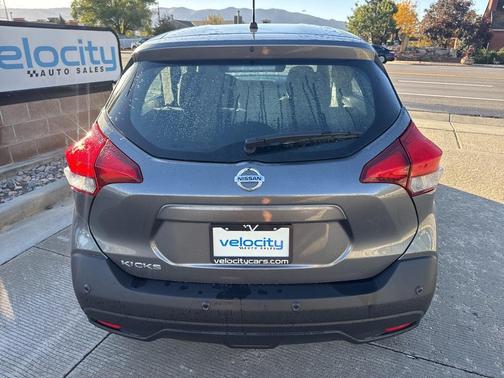 2020 Nissan Kicks S