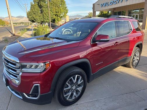 2023 GMC Acadia AWD SLT