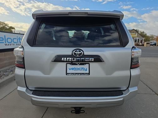 2024 Toyota 4Runner TRD Off Road