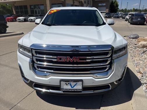 2023 GMC Acadia AWD SLT