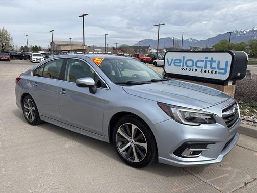 Ice Silver Metallic 2018 Subaru Legacy Limited