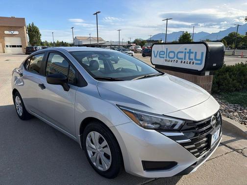 Brilliant Silver Metallic 2025 Nissan Versa 1.6 S