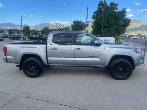 2020 Toyota Tacoma SR5