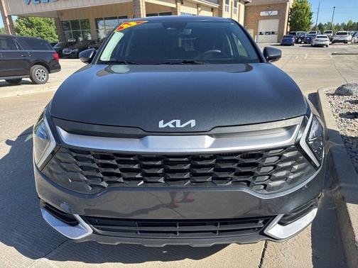 Gravity Gray 2023 Kia Sportage Hybrid LX