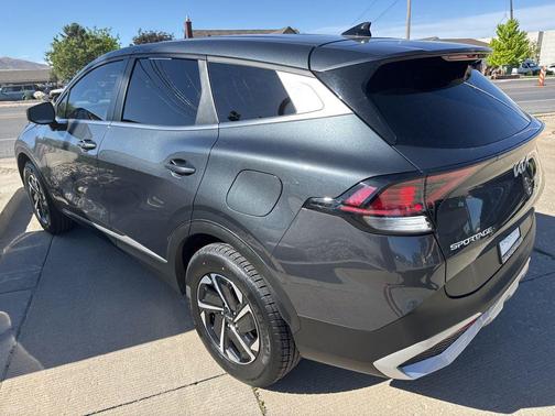 Gravity Gray 2023 Kia Sportage Hybrid LX