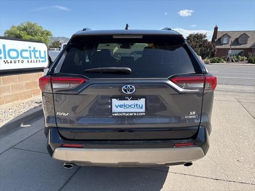 2023 Toyota RAV4 Hybrid SE