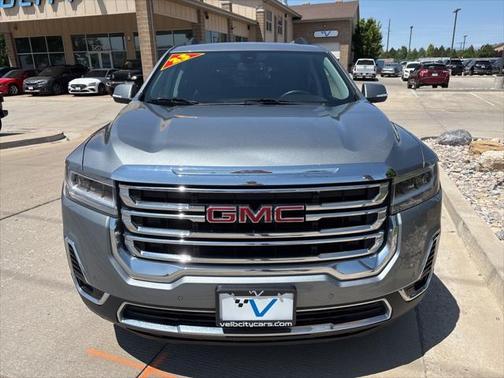 2023 GMC Acadia AWD SLT
