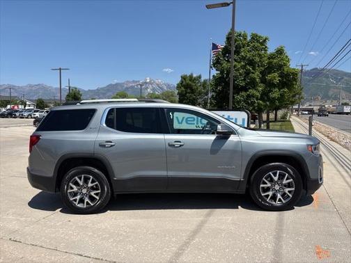 2023 GMC Acadia AWD SLT