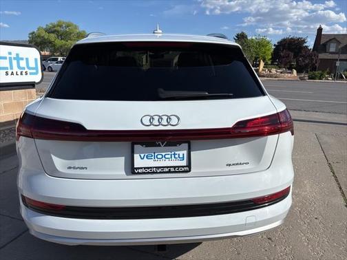 2021 Audi e-tron Premium