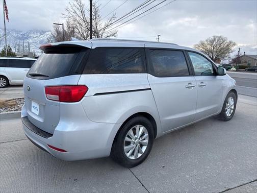 2018 Kia Sedona LX