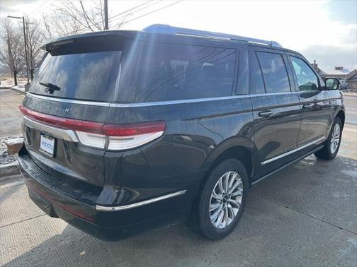 2022 Lincoln Navigator Standard L