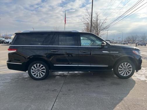 2022 Lincoln Navigator Standard L