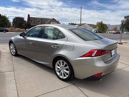 2016 Lexus IS 300 Base