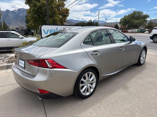 2016 Lexus IS 300 Base