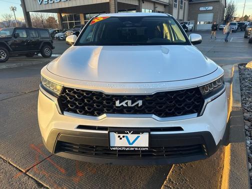 2023 Kia Sorento LX