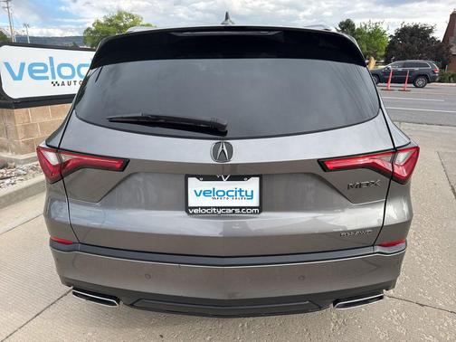 Liquid Carbon Metallic 2022 Acura MDX Advance Package