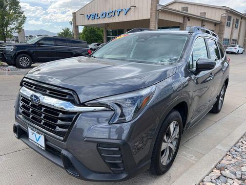 Magnetite Gray Metallic 2025 Subaru Ascent Premium 7-Passenger