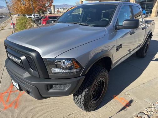 2024 RAM 1500 Classic Warlock Crew Cab 4x4 5'7' Box