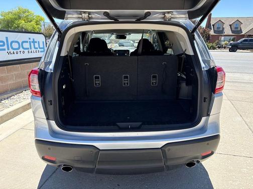 Ice Silver Metallic 2025 Subaru Ascent Premium 7-Passenger