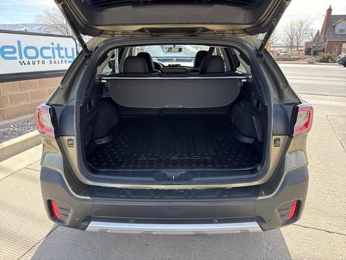 2021 Subaru Outback Limited XT
