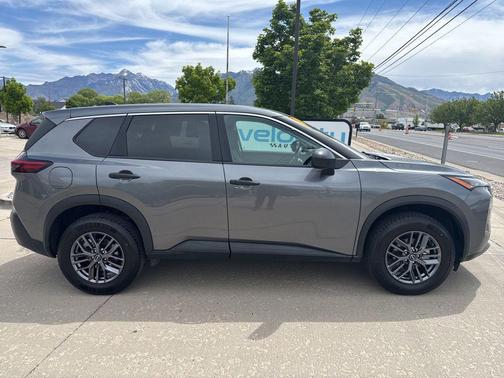 Gun Metallic 2023 Nissan Rogue S