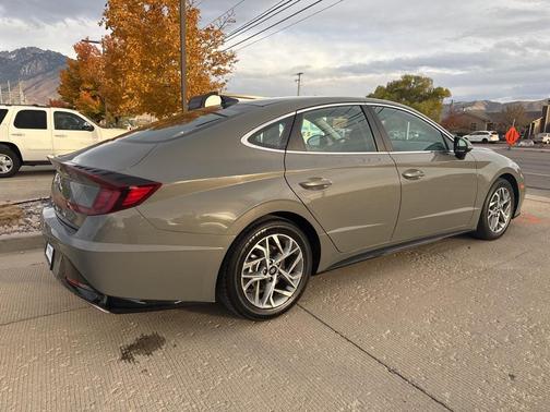 2023 Hyundai SONATA SEL