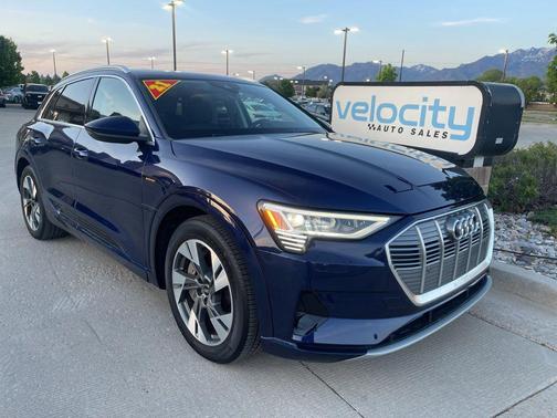 2021 Audi e-tron Premium