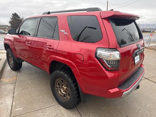 2021 Toyota 4Runner TRD Off Road