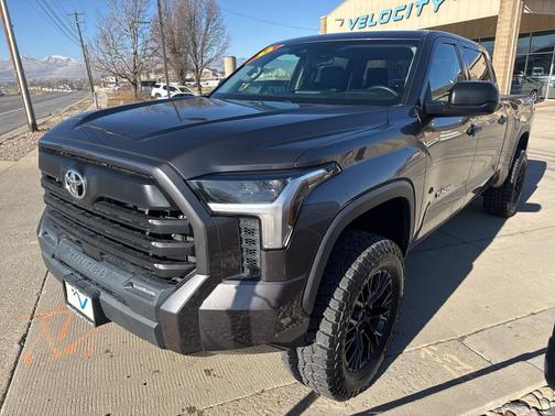 2022 Toyota Tundra SR5