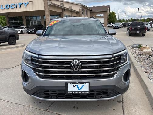 2024 Volkswagen Atlas 2.0T SE w/Technology 4MOTION