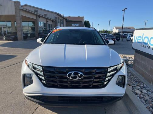 White Pearl 2024 Hyundai TUCSON SEL