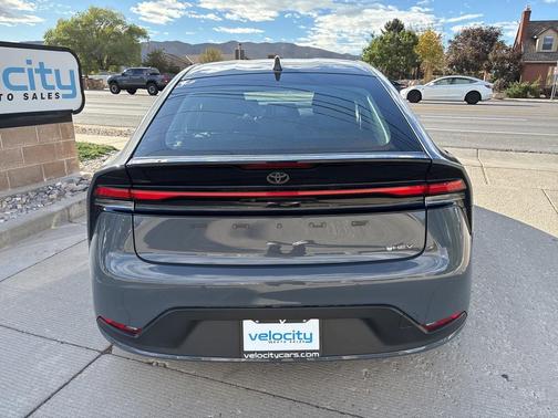 2024 Toyota Prius LE
