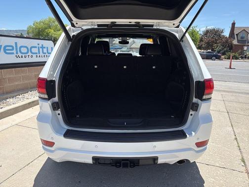 Bright White Clearcoat 2020 Jeep Grand Cherokee Altitude