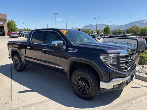 2024 GMC Sierra 1500 SLT