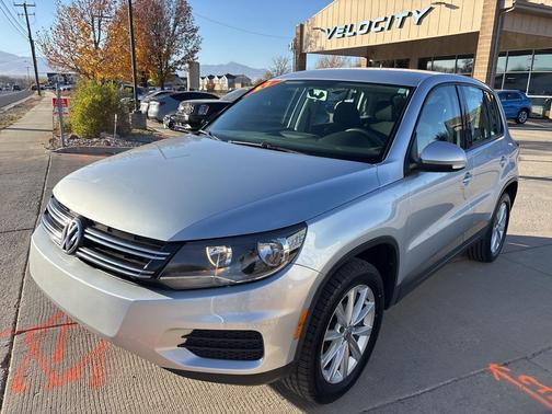 2017 Volkswagen Tiguan Limited 2.0T