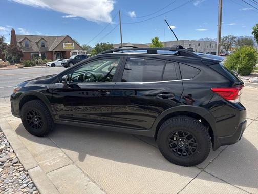 Crystal Black Silica 2019 Subaru Crosstrek 2.0i Limited