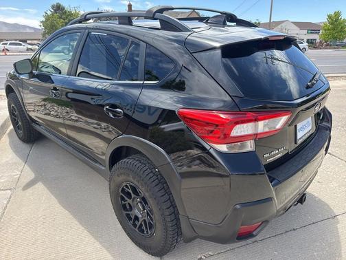 Crystal Black Silica 2019 Subaru Crosstrek 2.0i Limited