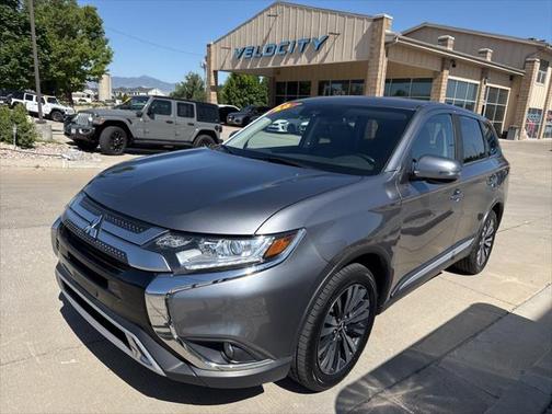2020 Mitsubishi Outlander SE